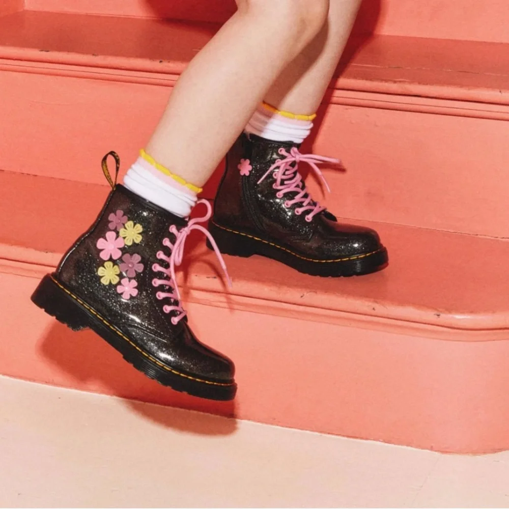 DR. MARTENS 1460 KIDS GLITTER & FLOWER APPLIQUÉ LACE‎ UP BOOTS SIZE US2